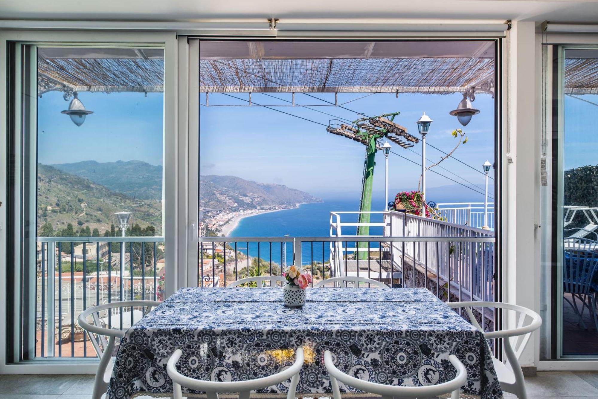 Dream View Suites Taormina Exterior photo