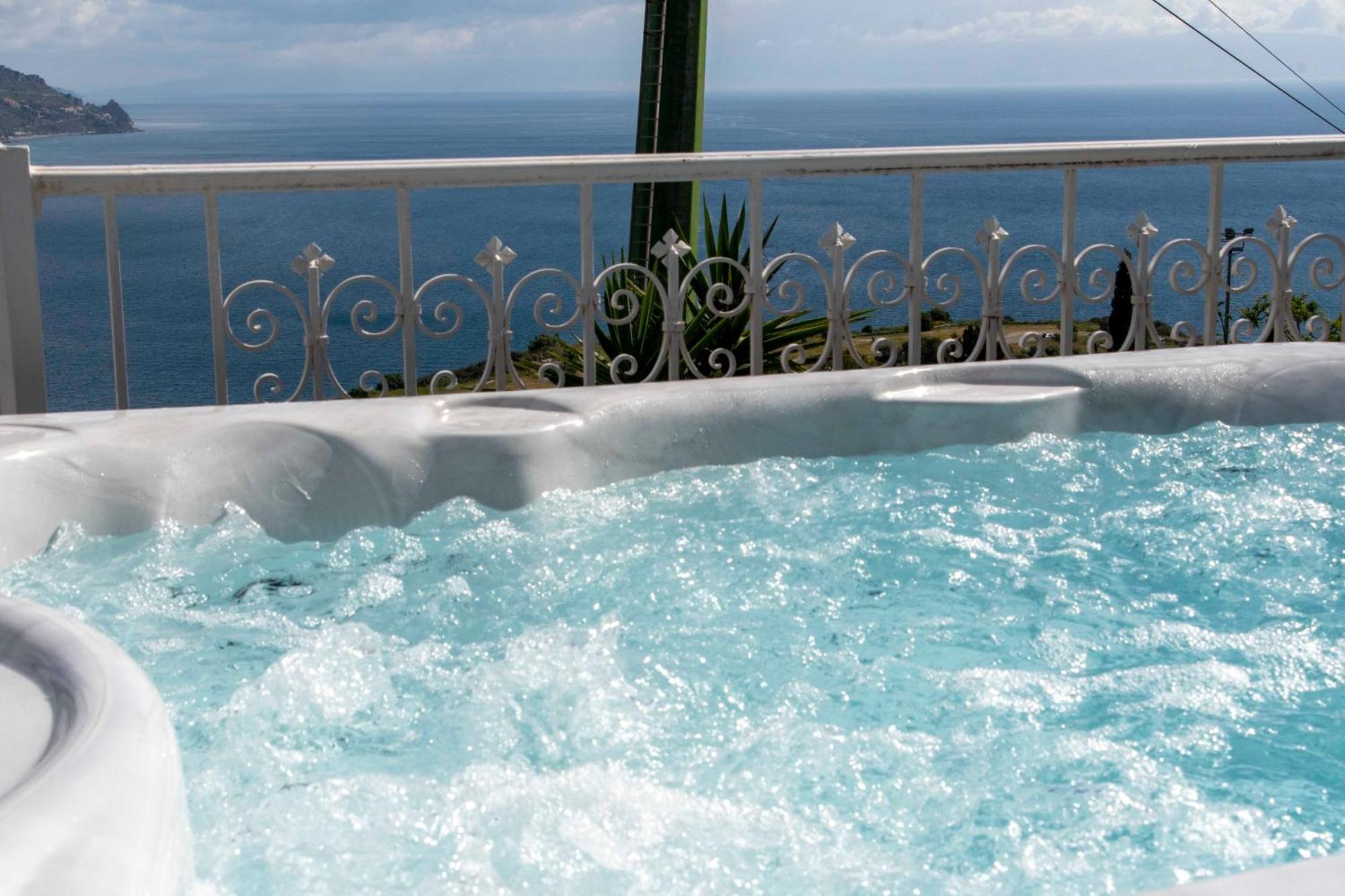 Dream View Suites Taormina Exterior photo