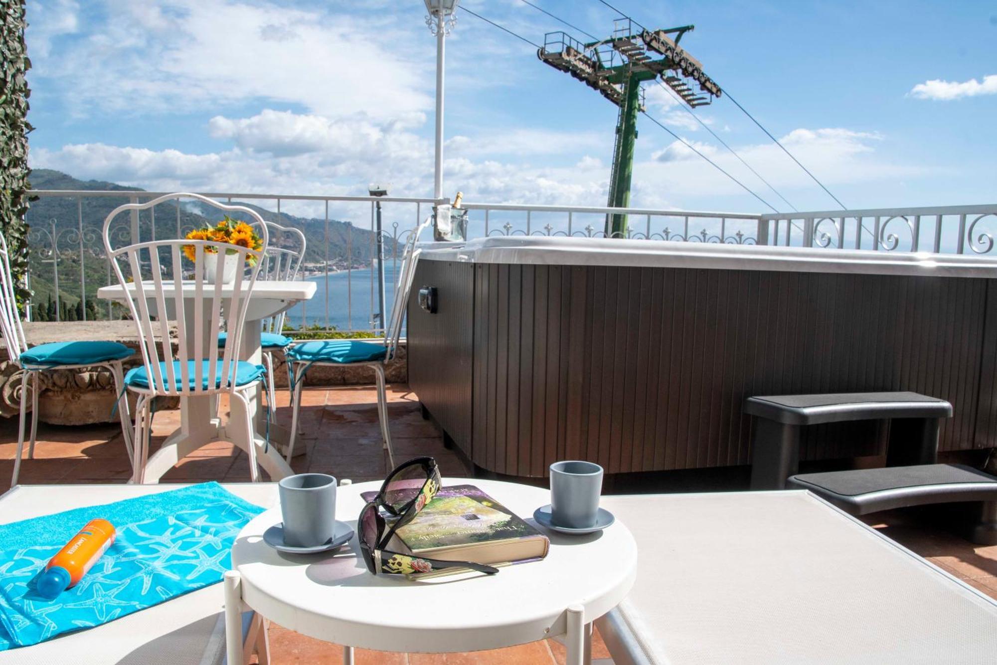 Dream View Suites Taormina Exterior photo