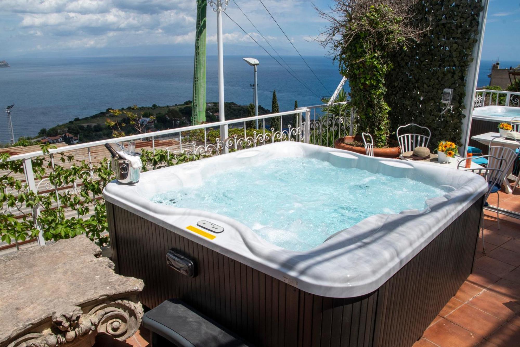 Dream View Suites Taormina Exterior photo